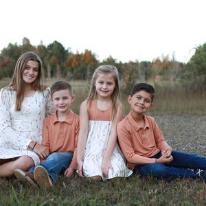 Meet your Posher, Deby